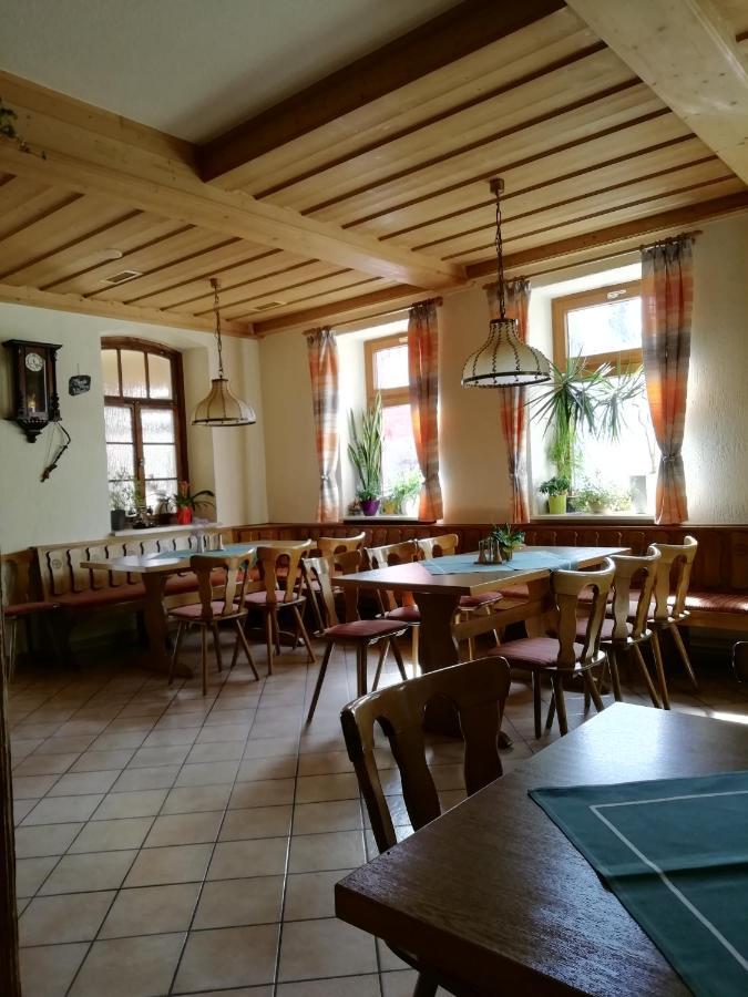 Gasthaus Goldner Loewe Ζάαλμπουρκ Εξωτερικό φωτογραφία